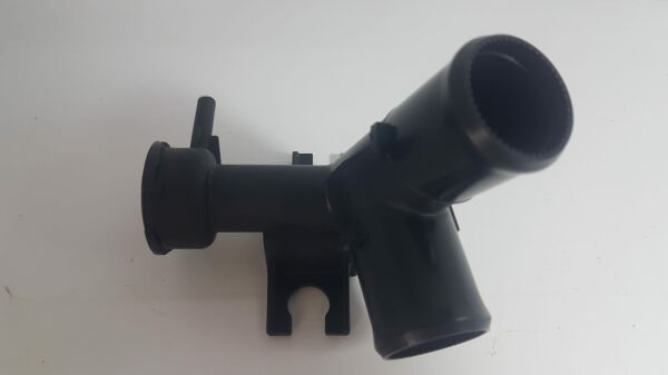 i30 dizel radyatör giriş boğazı