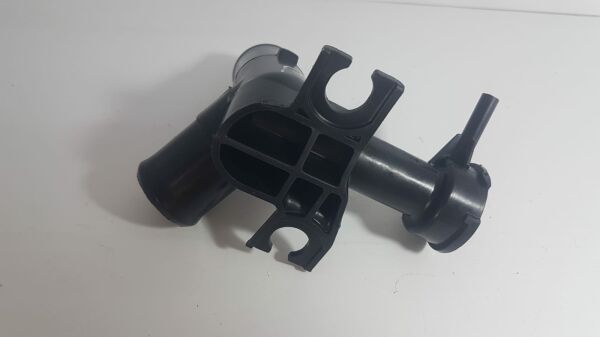 i20 dizel 1.4 radyatör giriş boğazı 09-12